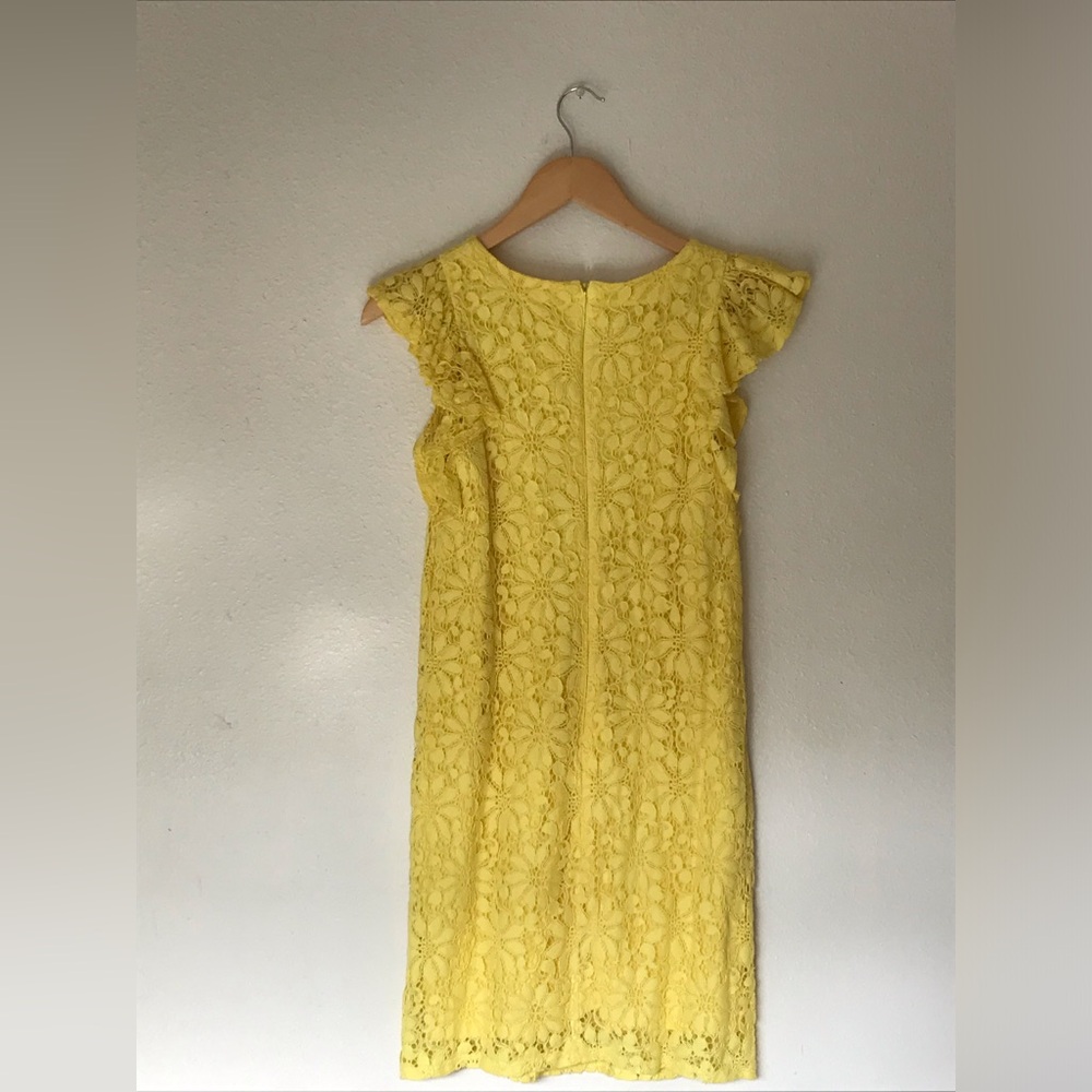 Yellow Floral Lace Cap Sleeve Dress - 8 Petite - Picture 3 of 4